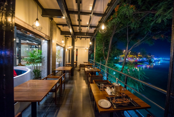 Amogham Lake View Restaurant 2