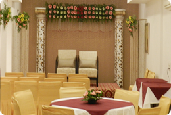 Genx Lecrescent Hotel 2