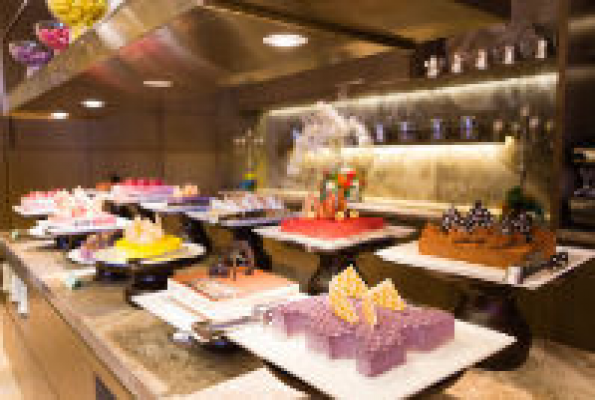 Courtyard By Marriott Gurugram Downtown 4