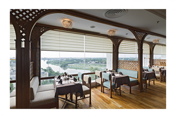 Hotel Clarks Avadh 4