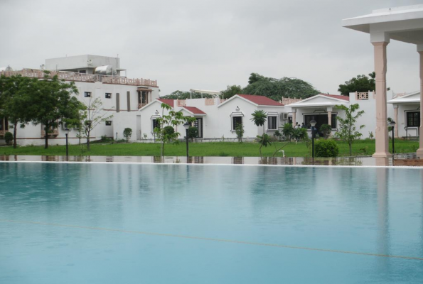 United 21 Lake City Resort