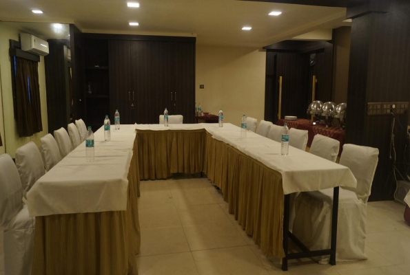 Hotel Parashar 1