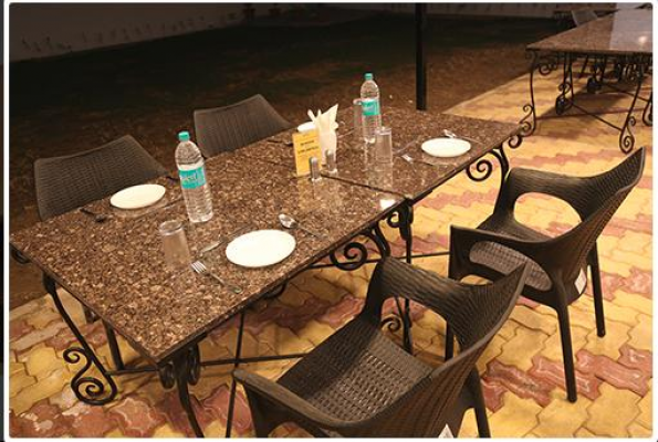 New Aroras Restaurant