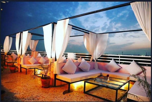 Downtown Cafe & Lounge