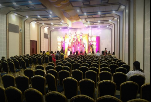 Utsav Banquets And Lawn 5