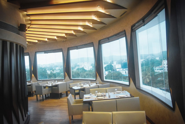 360 Degree The Lounge 4