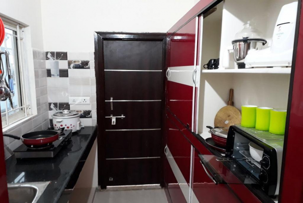 Royal Suites Service Apartments 3