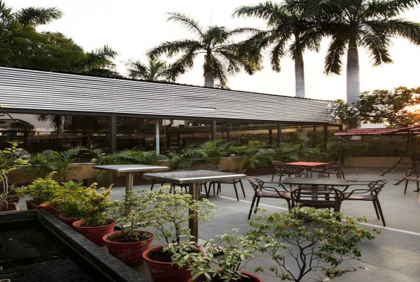 Lake View Restaurant 2