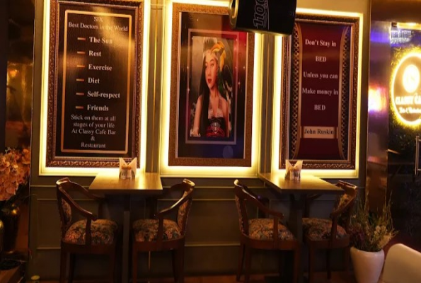 Classy Cafe Bar And Restaurant 5