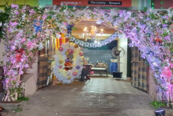 Krystal The Luxury Banquet 4