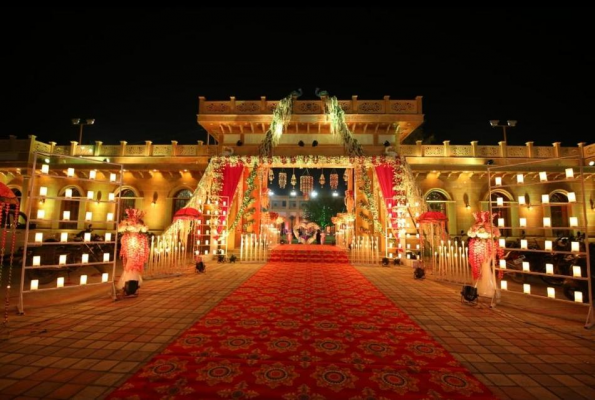 Shree Rooplaxmi Castles Hotel And Garden