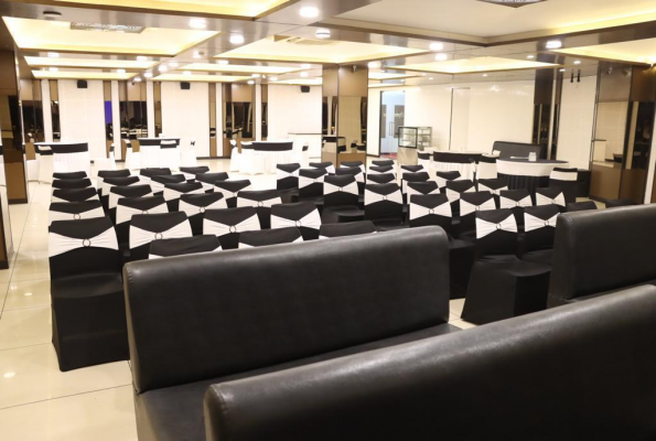 Mr Multicuisine Restaurant And Banquet 2