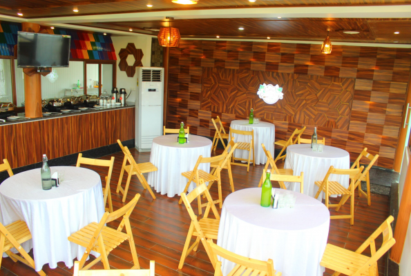 The Country Resort 1