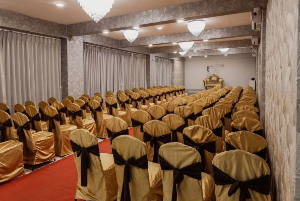 Vaikuntapuram Banquets 4