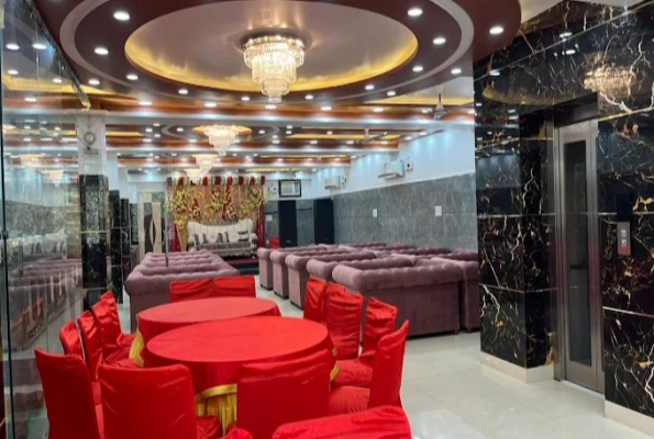 Anant One Hotel & Banquet