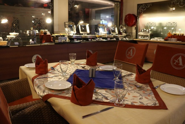 Aroma Hotel & Restaurant